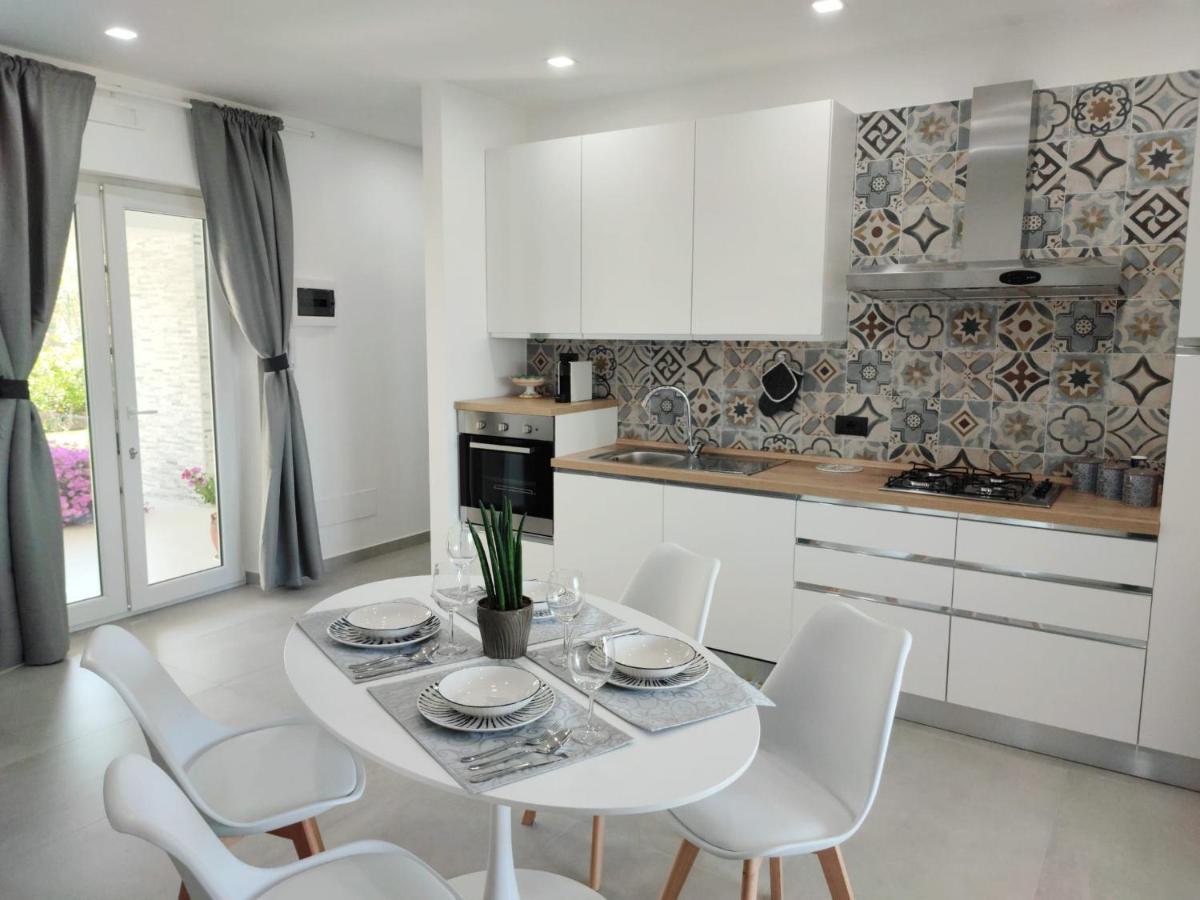 I Mori Di Brucoli Villa ภายนอก รูปภาพ