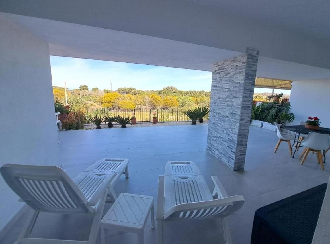 I Mori Di Brucoli Villa ภายนอก รูปภาพ